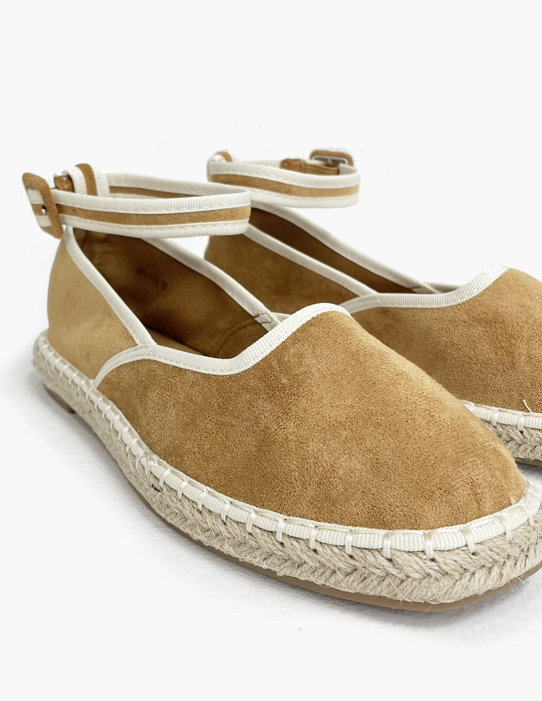 Alpargatas de Antelina Camel_3498.jpg