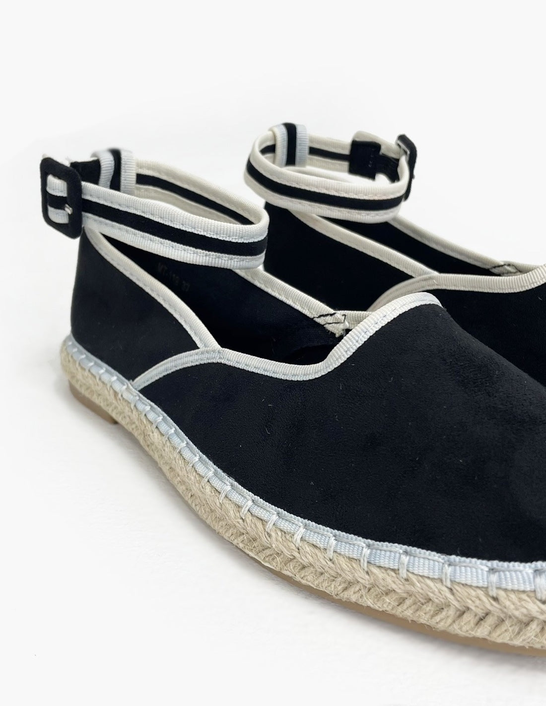 Alpargatas de Antelina Negro_3502.jpg