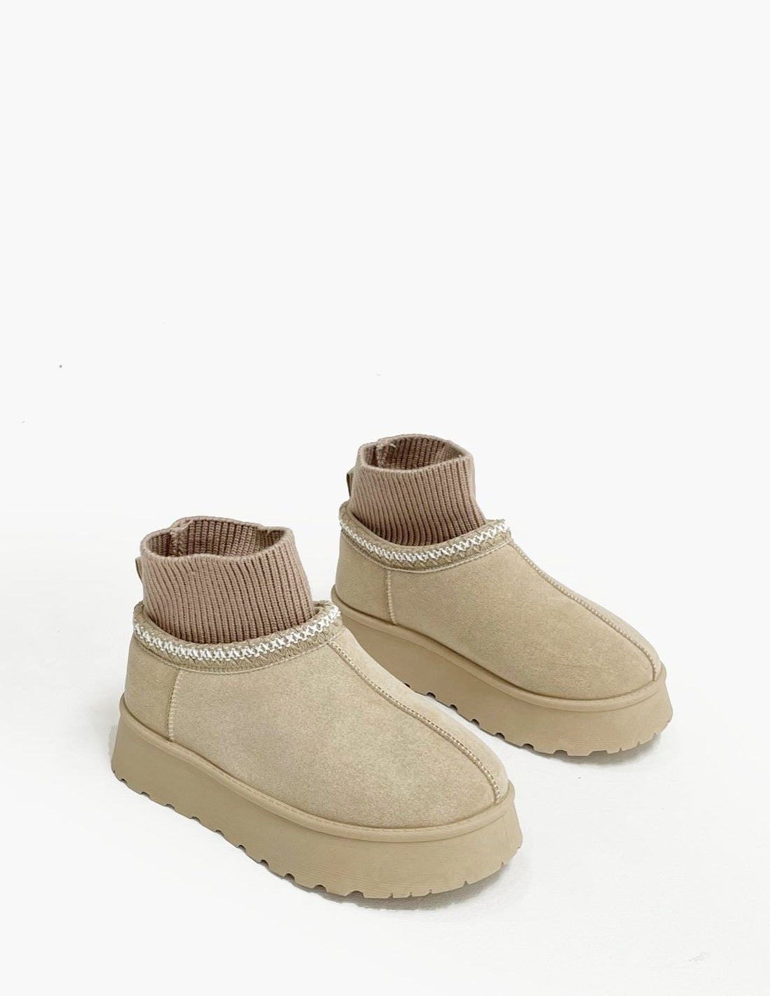 Bota australiana beige - Calcetín y plataforma_3272.jpg