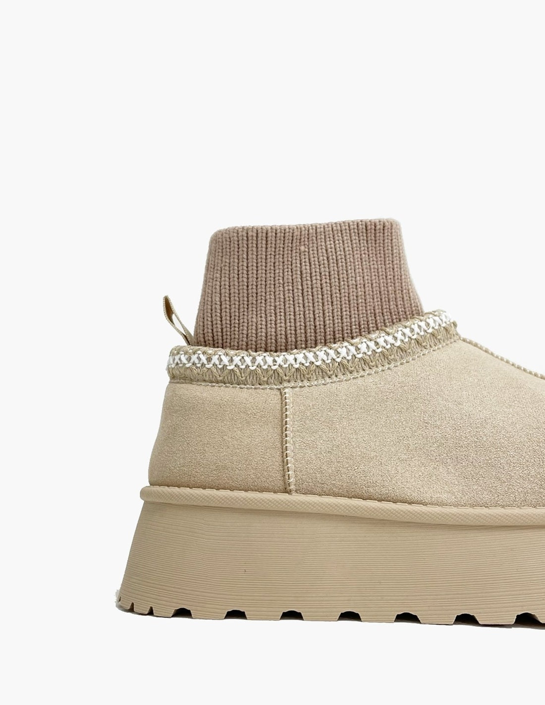 Bota australiana beige - Calcetín y plataforma_3274.jpg