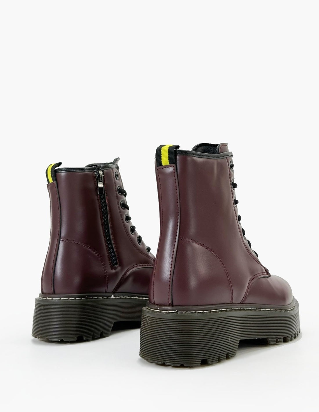 Bota militar granate_2847.jpg