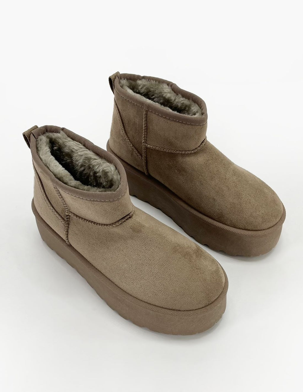 Botas de pelito en color kaki - Australiana_2807.jpg