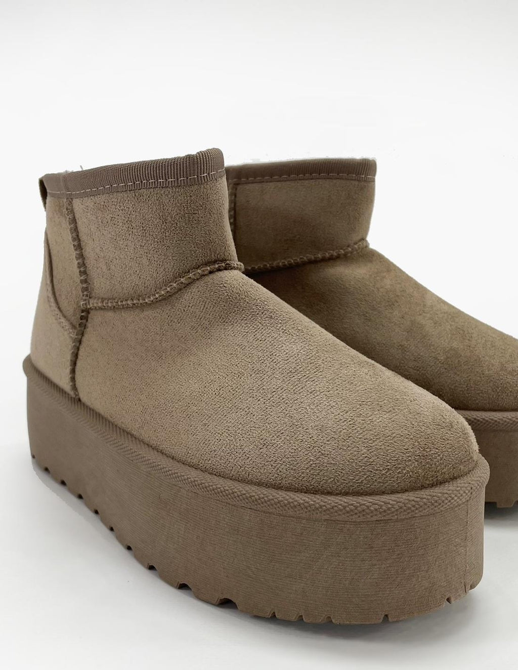 Botas de pelito en color kaki - Australiana_2809.jpg