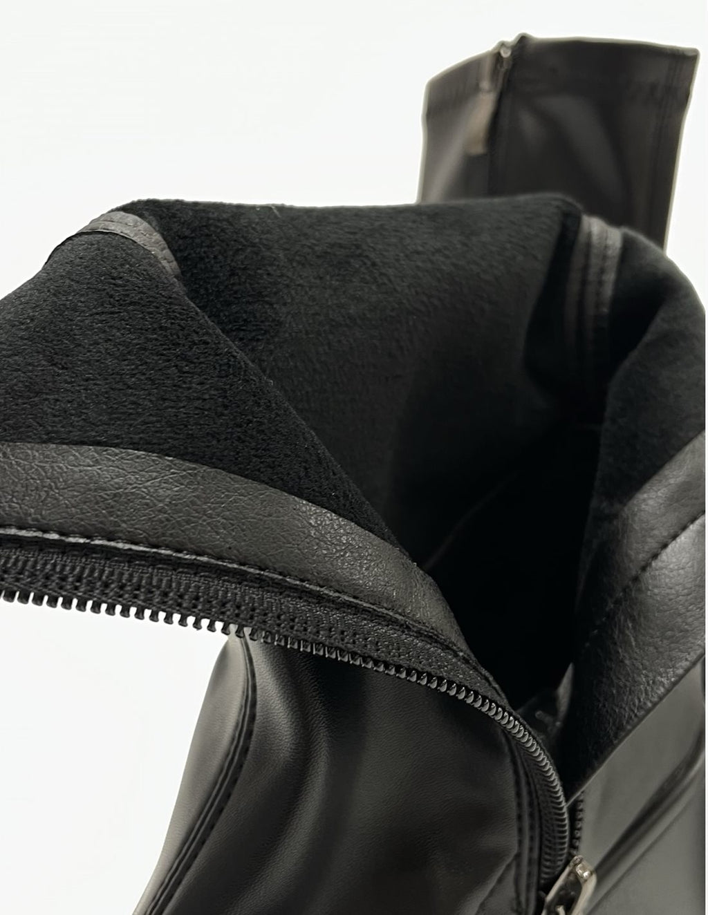 Botines Negros de Tacón Alto y Plataforma_3700.jpg