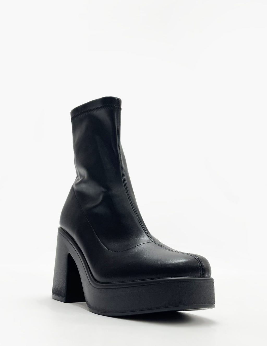 Botines Negros de Tacón Alto y Plataforma_3701.jpg