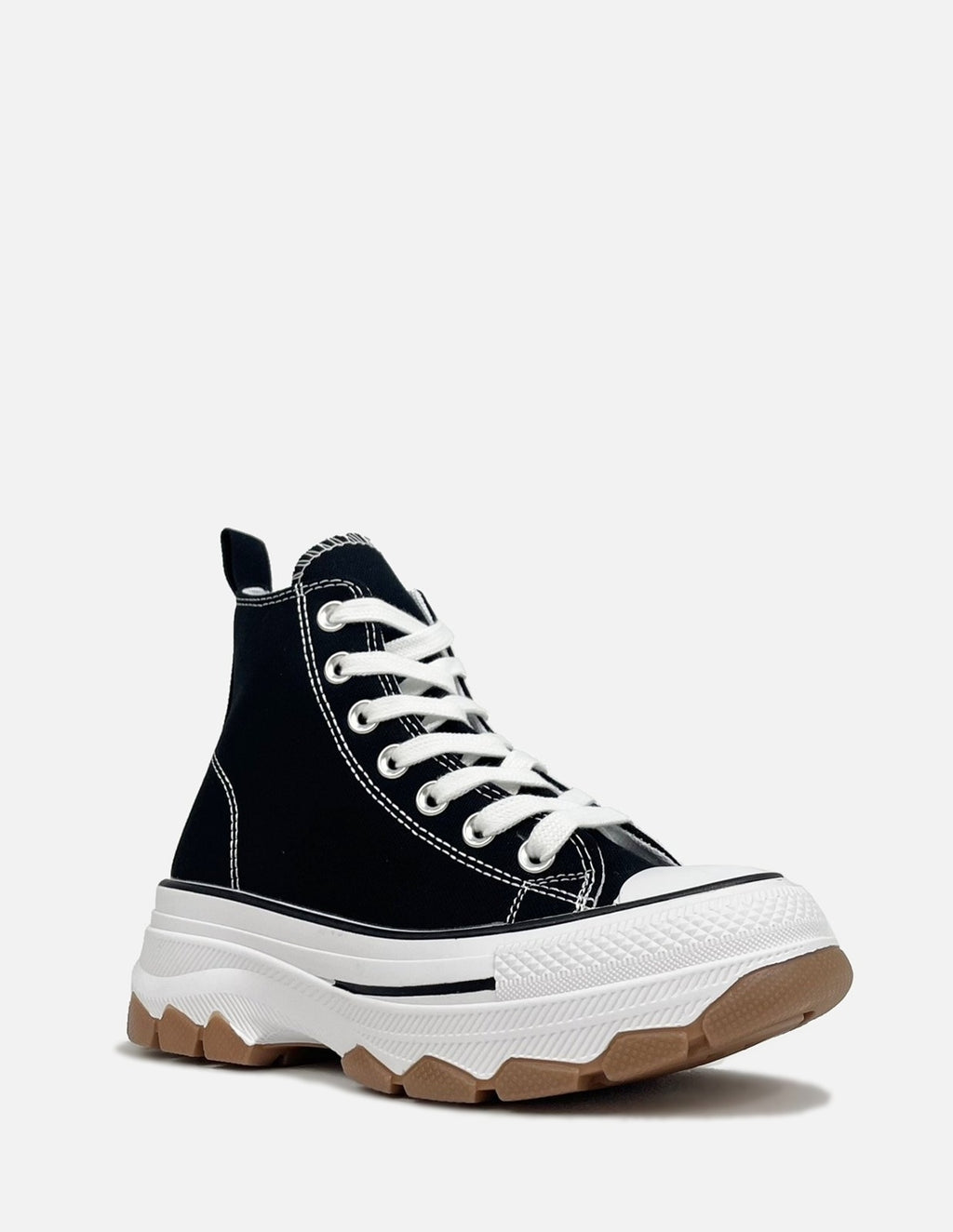 Deportivas Negras abotinadas de plataforma_3115.jpg
