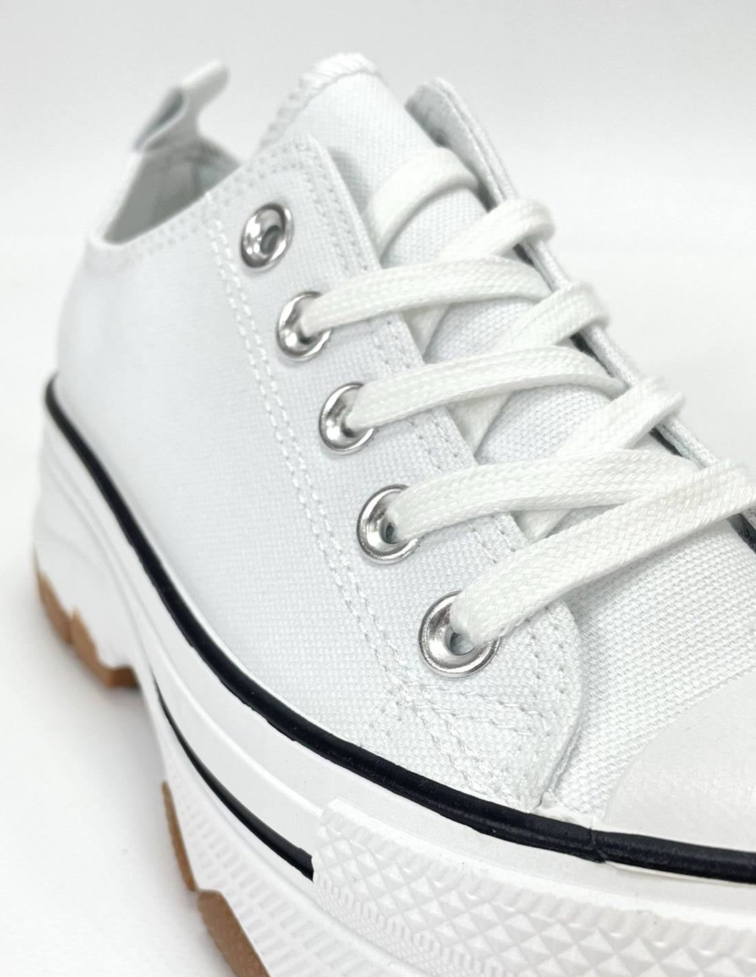 Deportivas blancas lona | Plataforma_2724.jpg