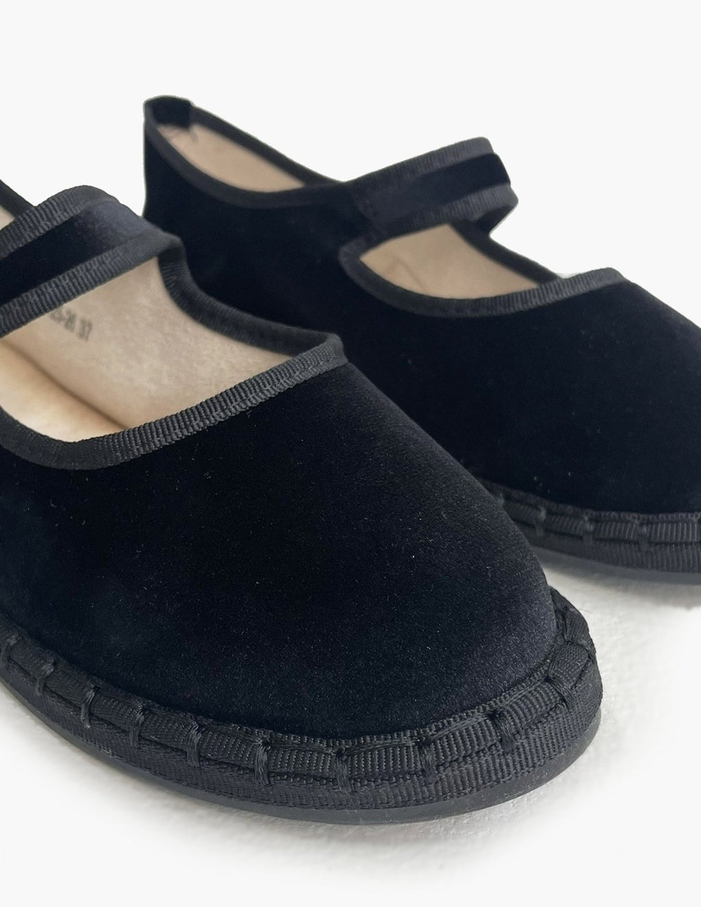 Merceditas con Hebillas Mujer - Negro y Terciopelo_3682.jpg