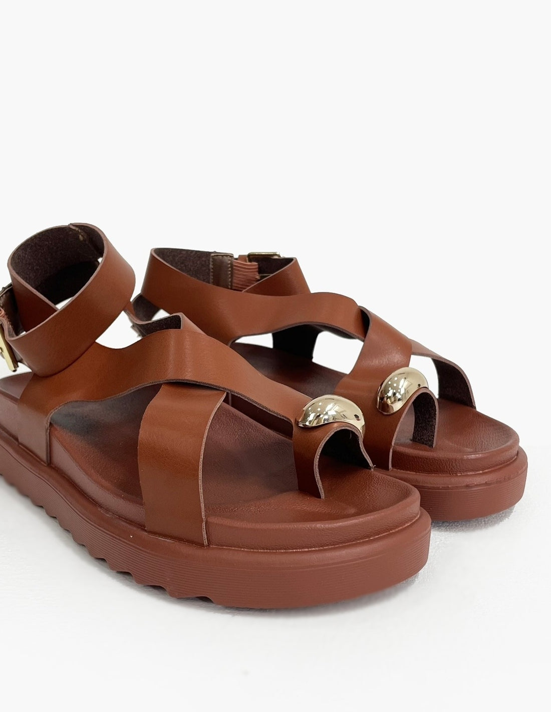 Sandalias Camel con Plataforma y Dedo Independiente_3490.jpg