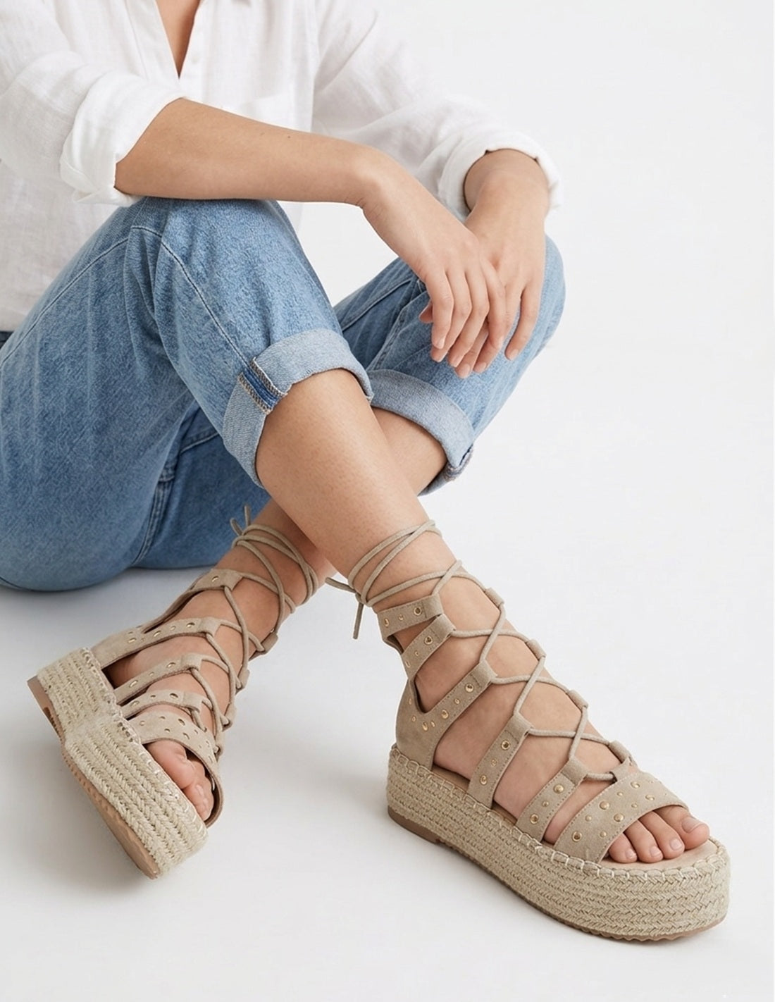 Sandalias Kaki tiras y tachuelas - Estilo Romano_3556.jpg