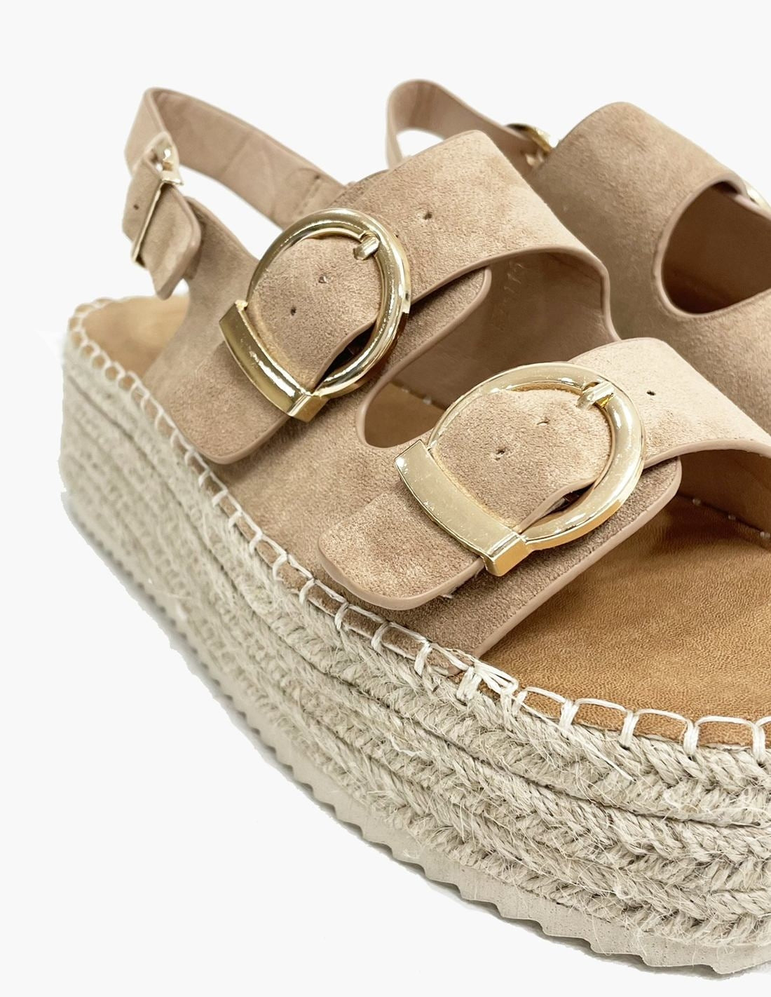 Sandalias Khaki de Esparto Hebilla y Plataforma_3571.jpg