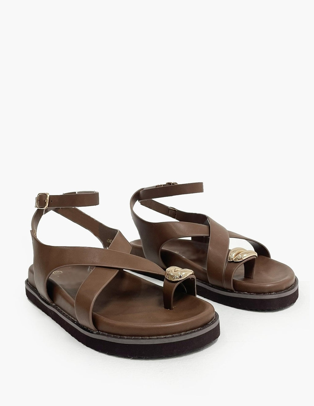 Sandalias marrones anillo dedo independiente_3635.jpg