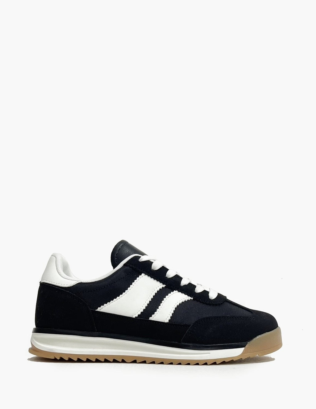 Zapatillas Mujer - Negras y Blancas_3434.jpg