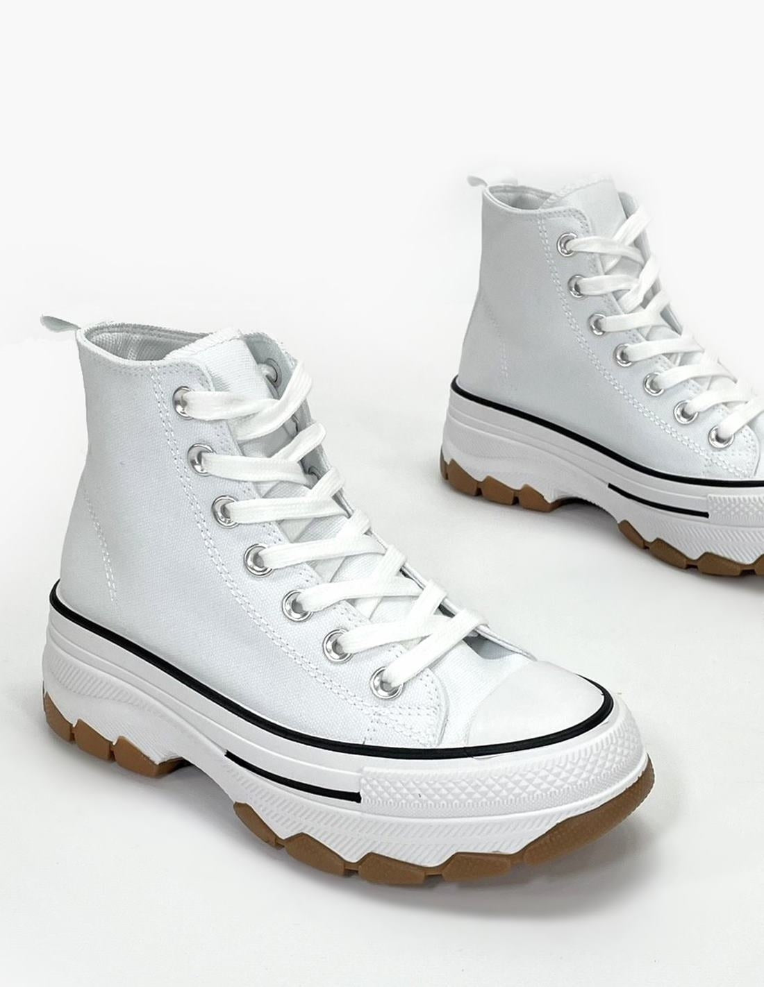 Zapatillas deportivas blancas_2731.jpg