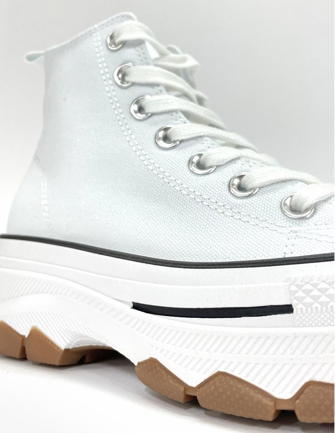 Zapatillas deportivas blancas_2732.jpg