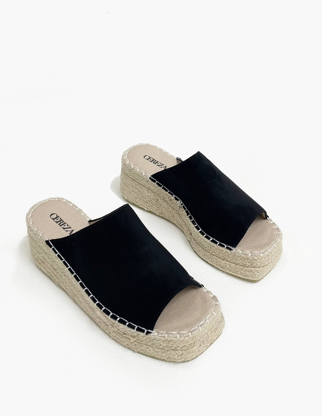 Zueco negro con plataforma de yute_3588.jpg